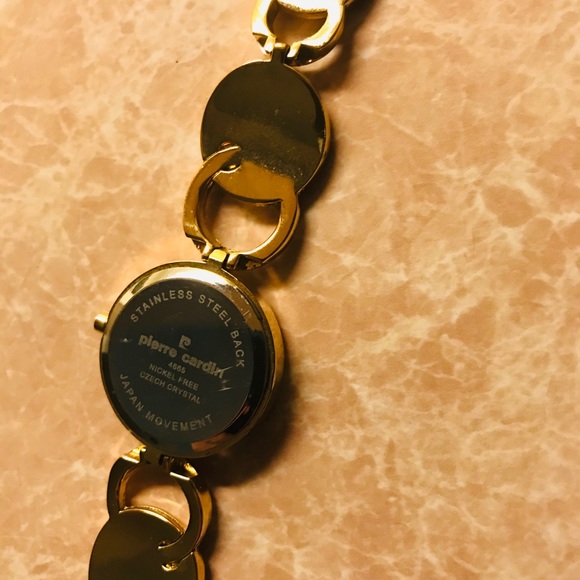 Vintage Pierre Cardin lady\'s watch Japan main image 4